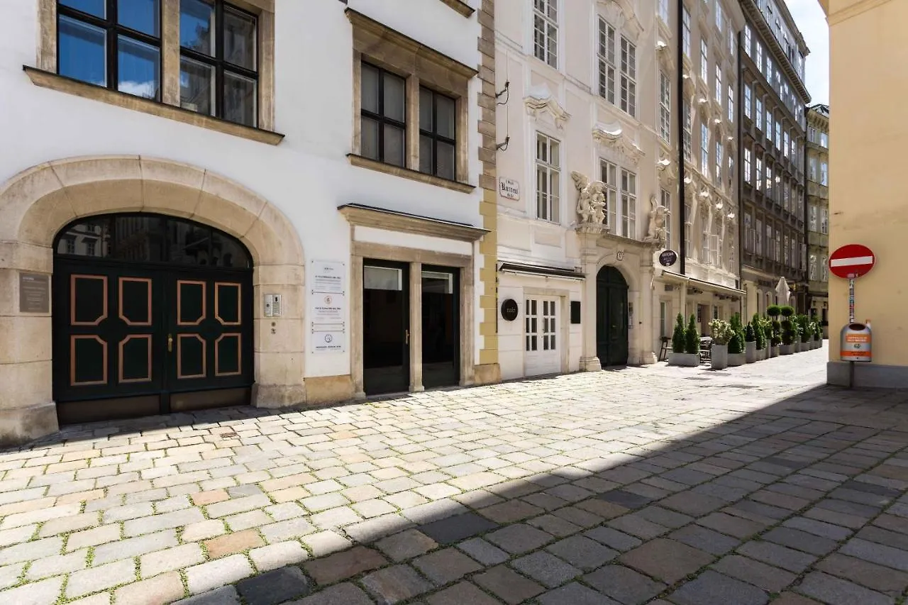 Beautiful Apartment City Center 4 Bécs